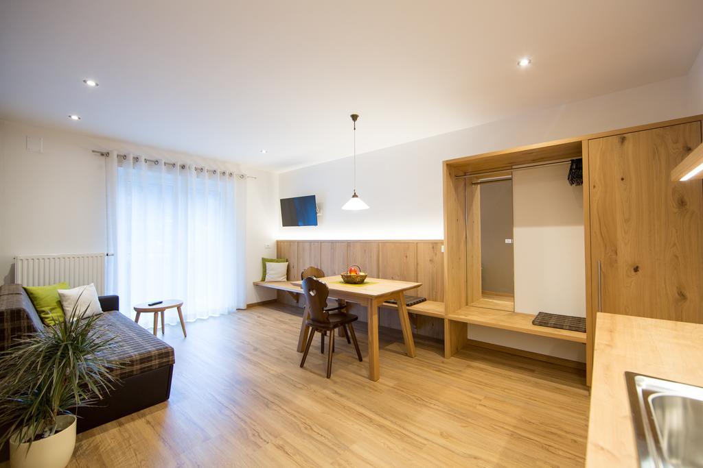 Residence Gruenwald San Martino In Passiria  ภายนอก รูปภาพ