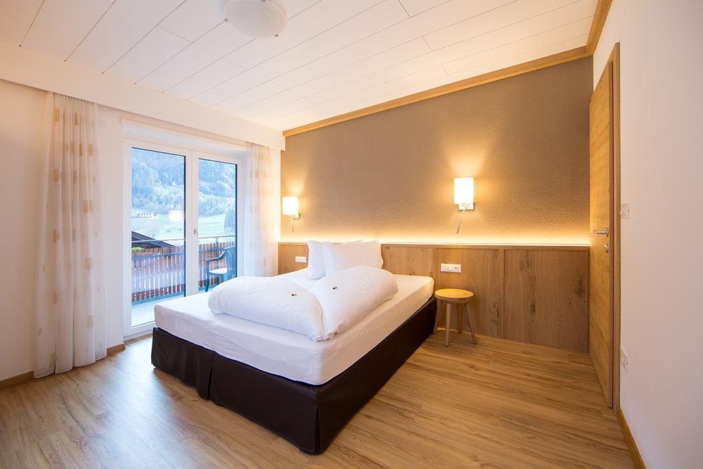 Residence Gruenwald San Martino In Passiria  ภายนอก รูปภาพ