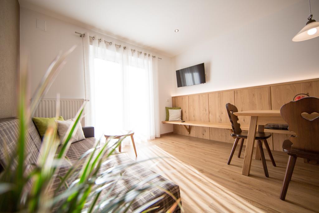 Residence Gruenwald San Martino In Passiria  ภายนอก รูปภาพ